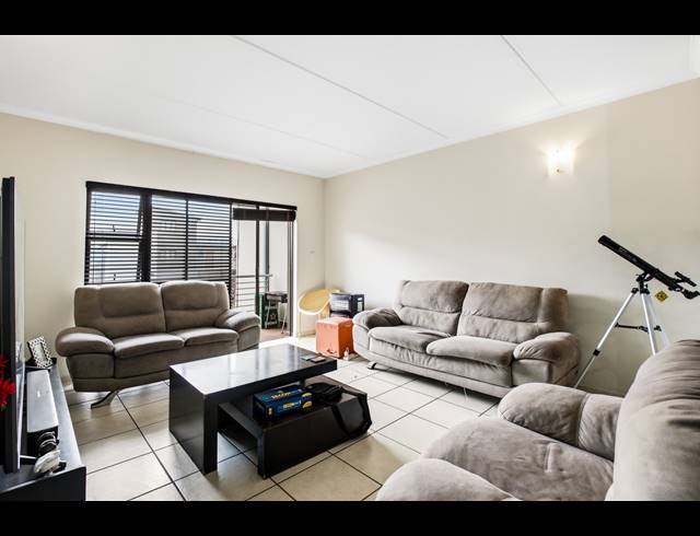 2 BEDROOM APARTMENT FOR SALE IN BARBEQUE DOWNS